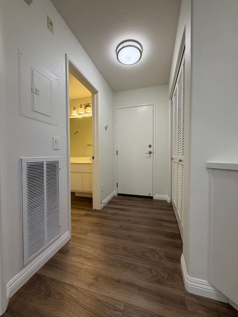Rancho Santa Margarita Townhome: 66 Tierra Seguro