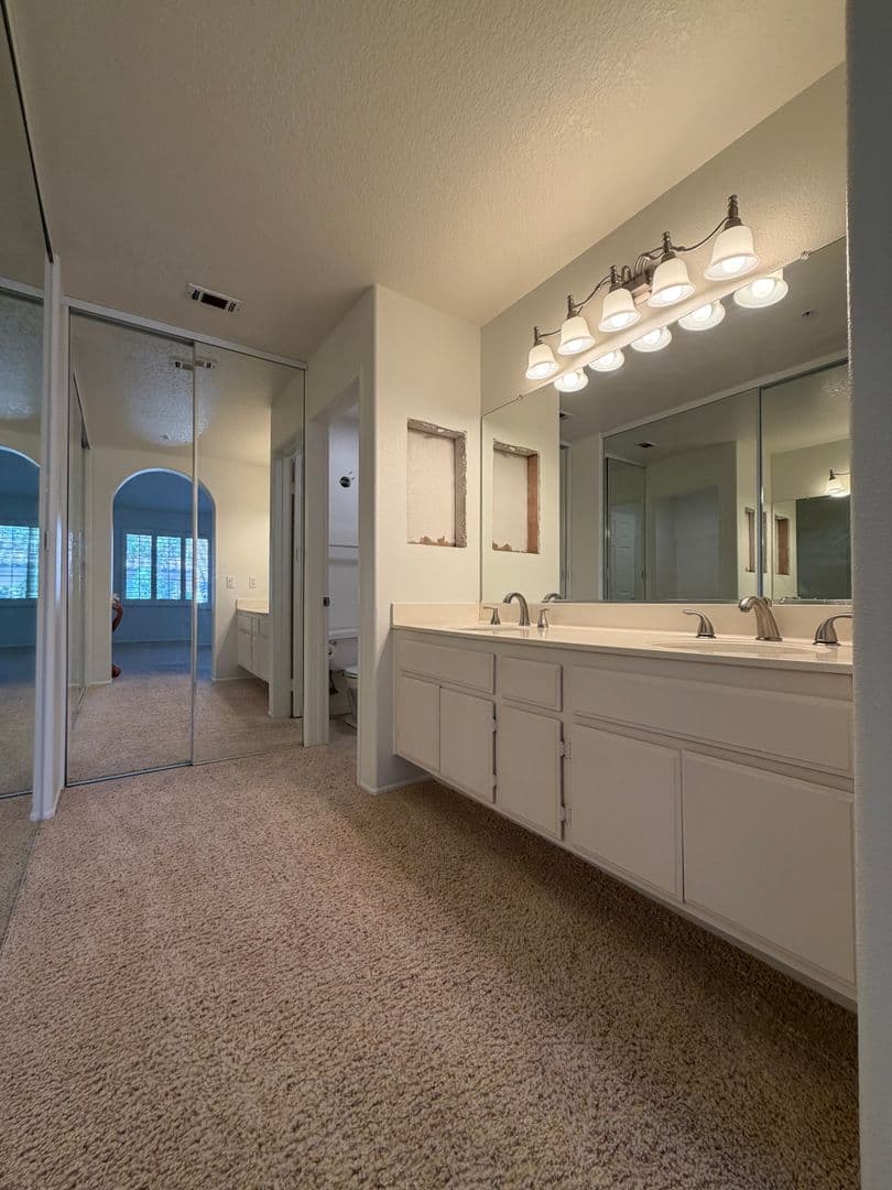 Rancho Santa Margarita Townhome: 66 Tierra Seguro