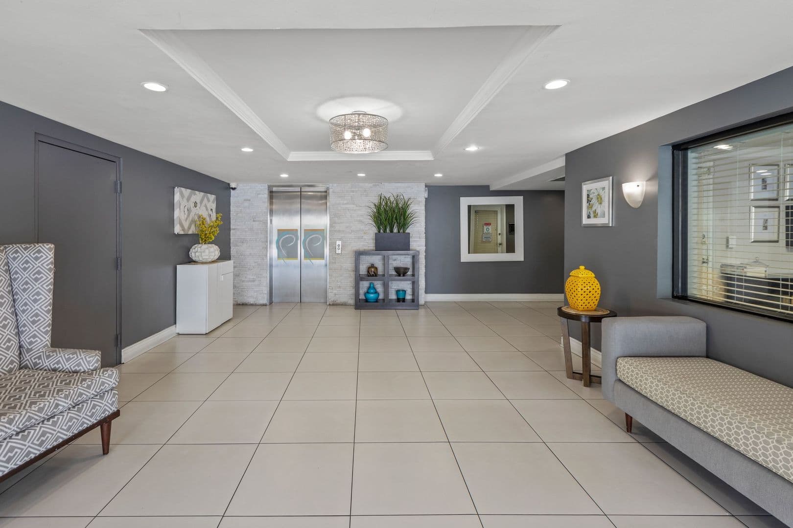 CANOGA PARK Apartment: 8700 DE SOTO AVENUE