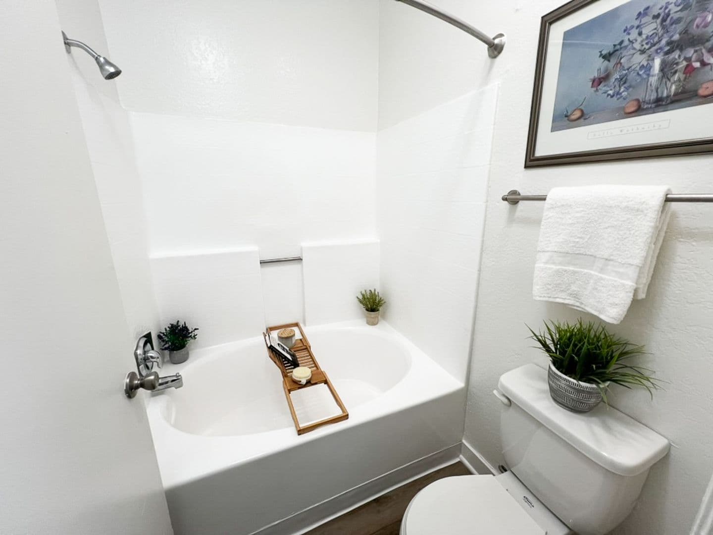 CANOGA PARK Apartment: 8700 DE SOTO AVENUE