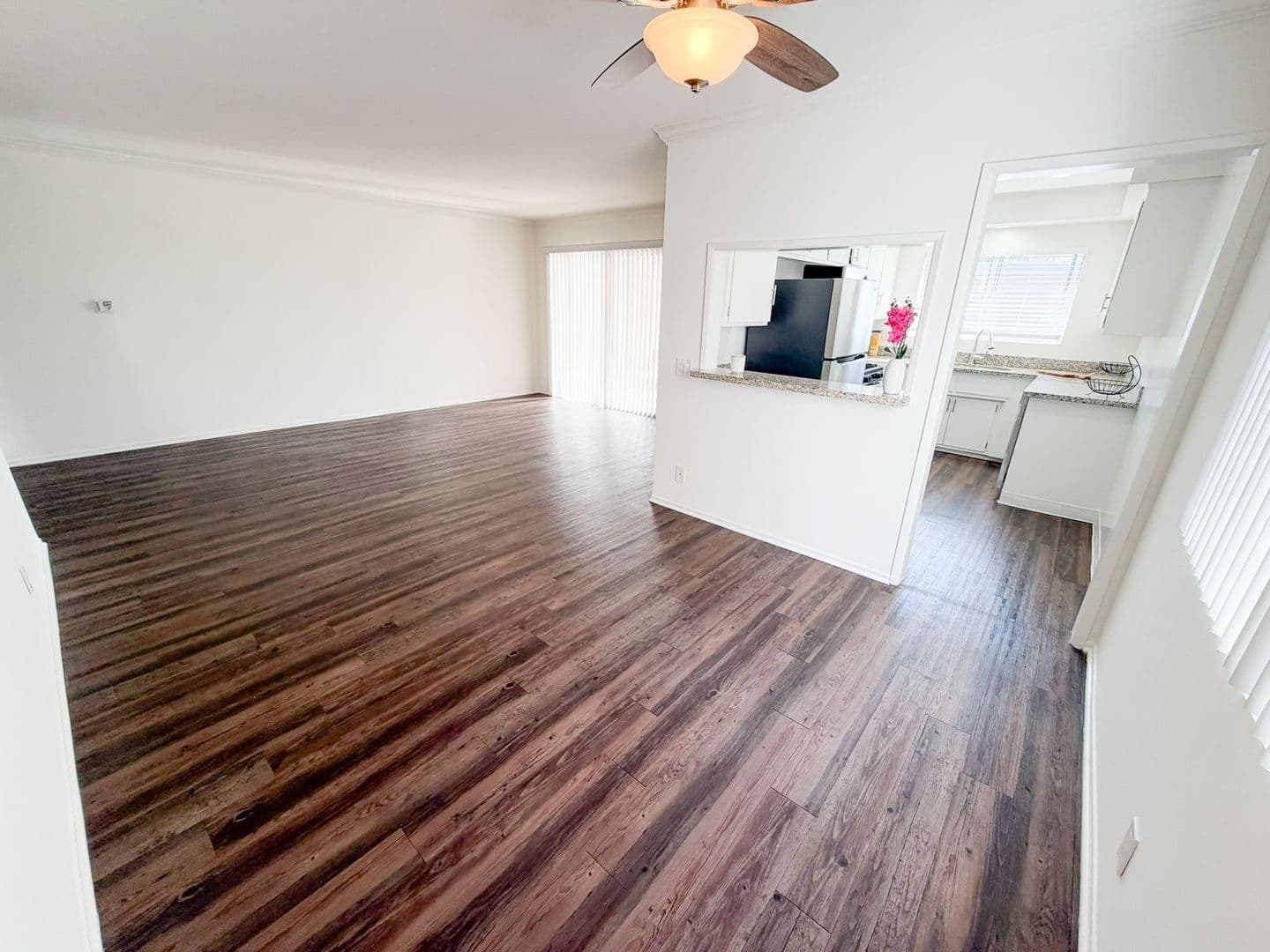 Valley Village Apartment: 11839 Magnolia Boulevard