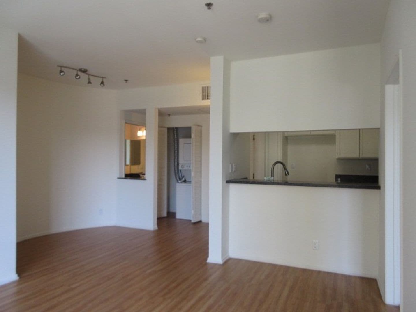 Studio City Apartment: 4150 Arch Drive