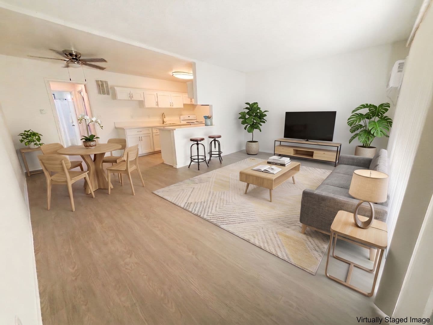 Northridge Apartment: 18400 Malden Street