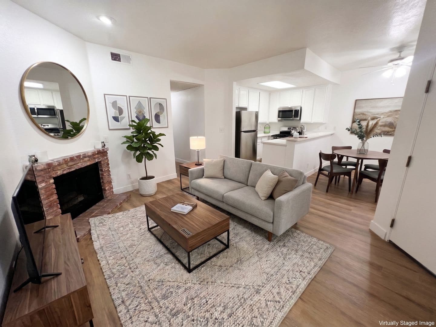 Sherman Oaks Apartment: 14459 Benefit Street