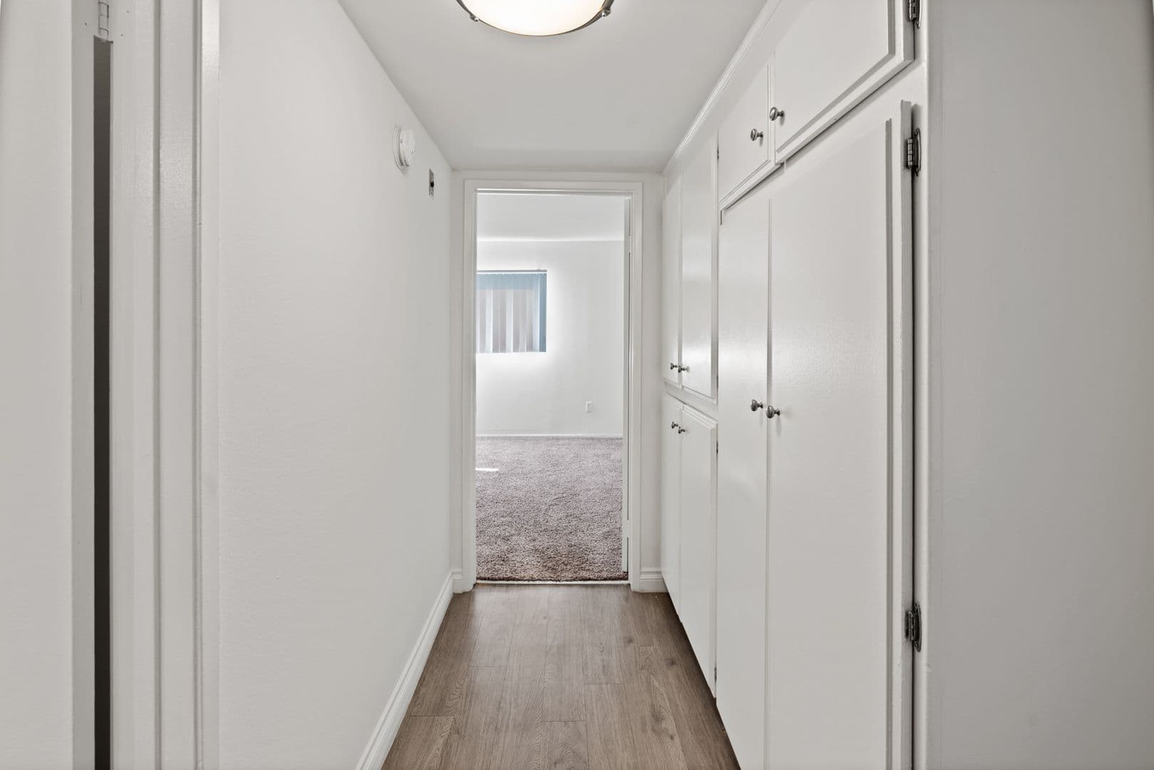 Reseda Apartment: Sherman Way Apartments