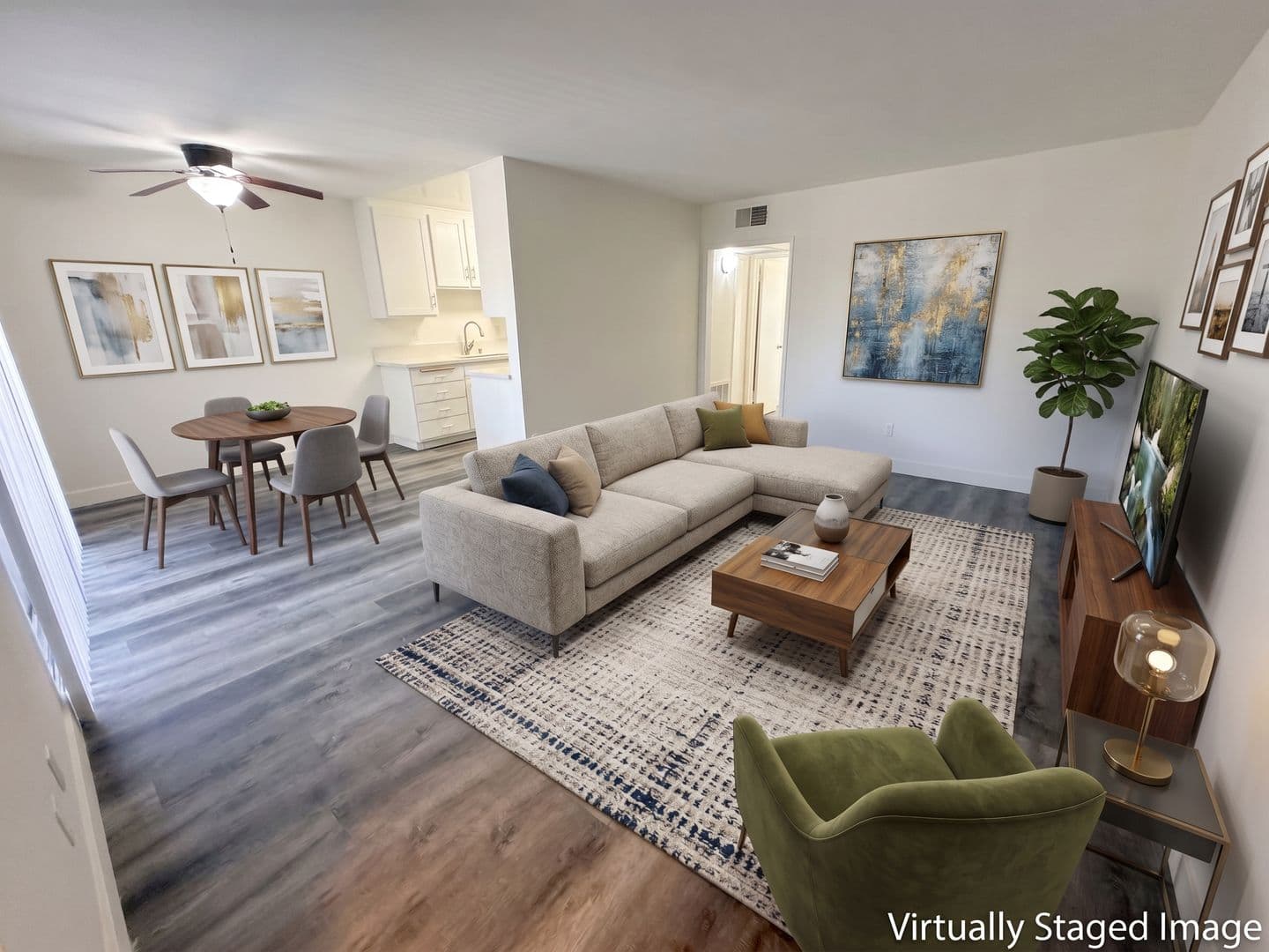Sherman Oaks Apartment: 5045 Woodman Avenue