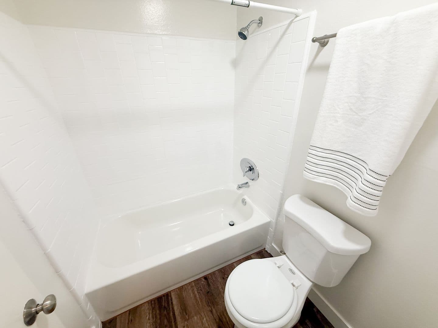 Van Nuys Apartment: 7425 Sepulveda Boulevard