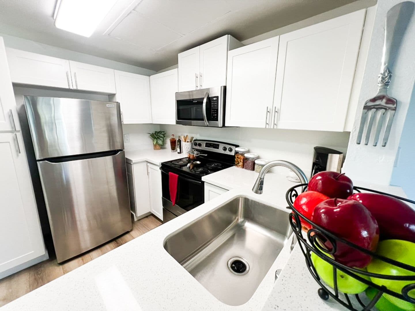 CANOGA PARK Apartment: 8700 DE SOTO AVENUE