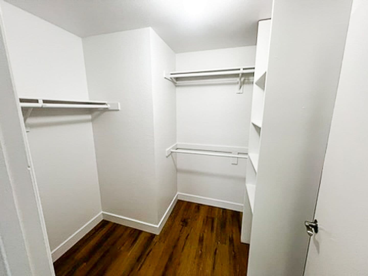 Sherman Oaks Apartment: 14459 Benefit Street