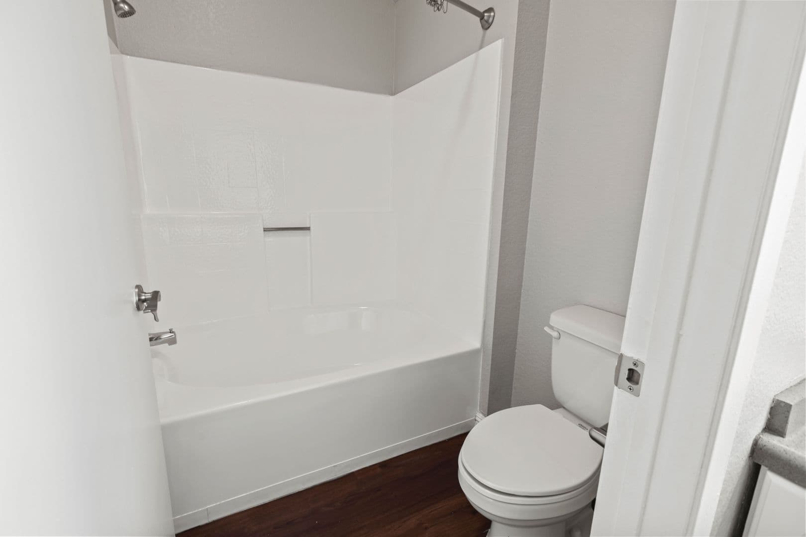 CANOGA PARK Apartment: 8700 DE SOTO AVENUE