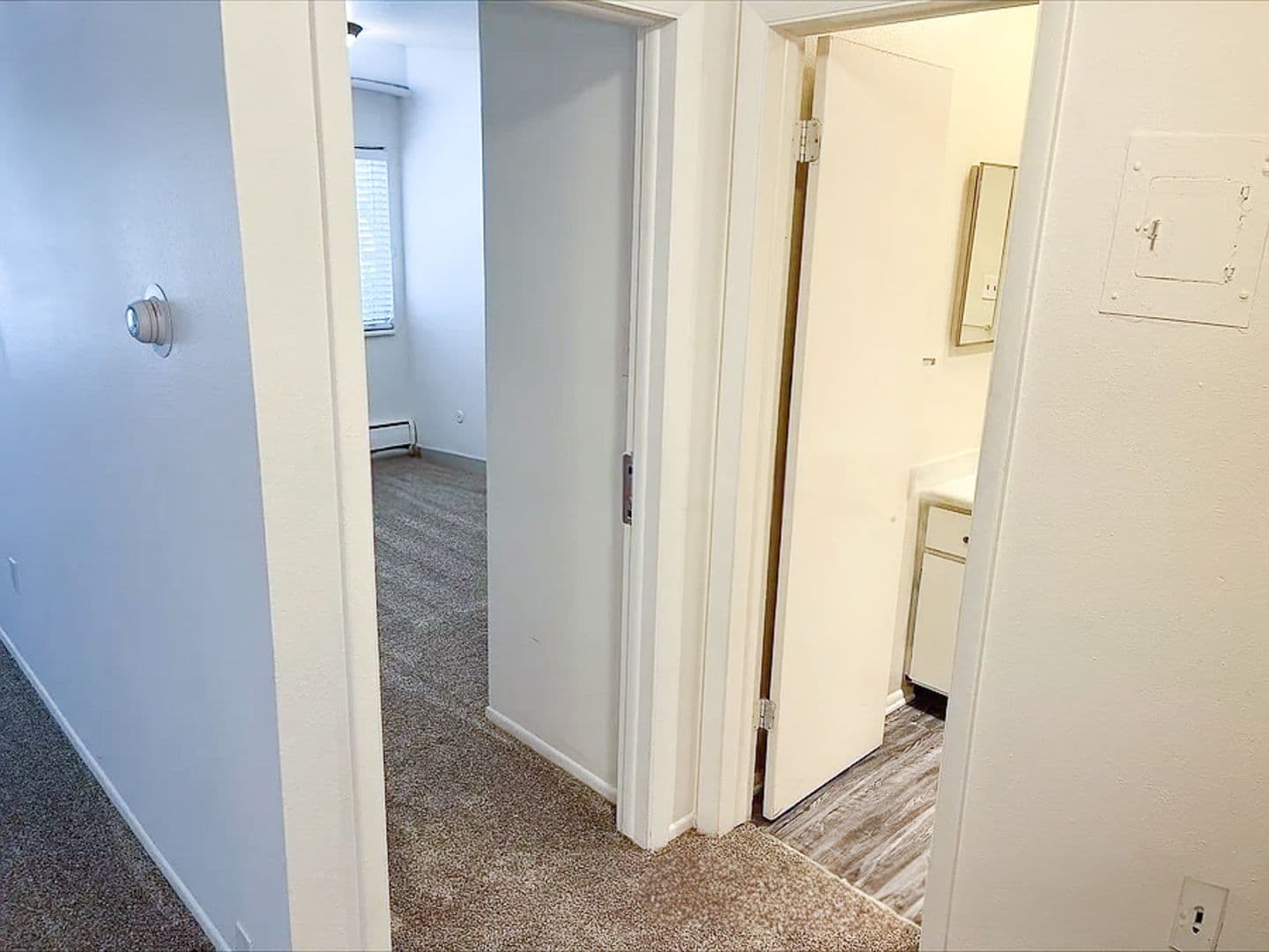 Colorado Springs Apartment: 3755 E La Salle St