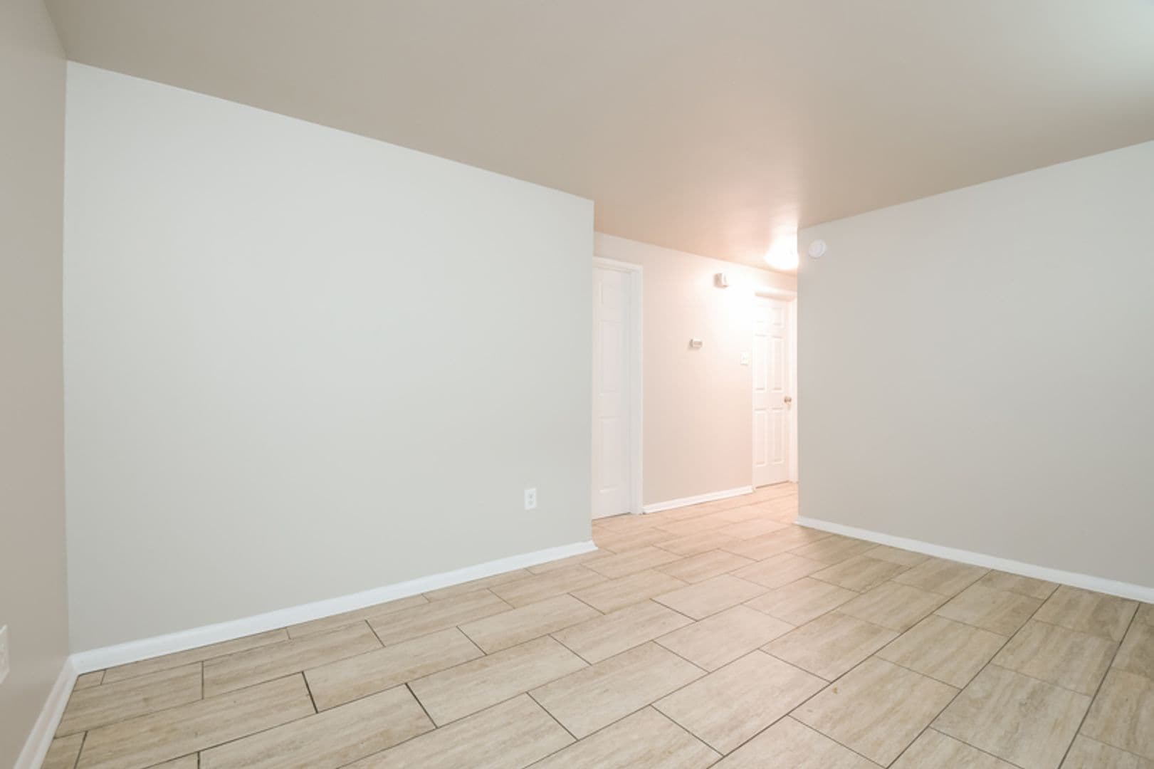 Lakewood Apartment: 1025-1055 Ammons Street and 8111-8113 West 10th Avenue