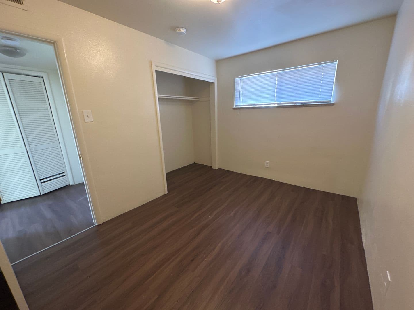 Aurora Apartment: 9980 Montview Blvd