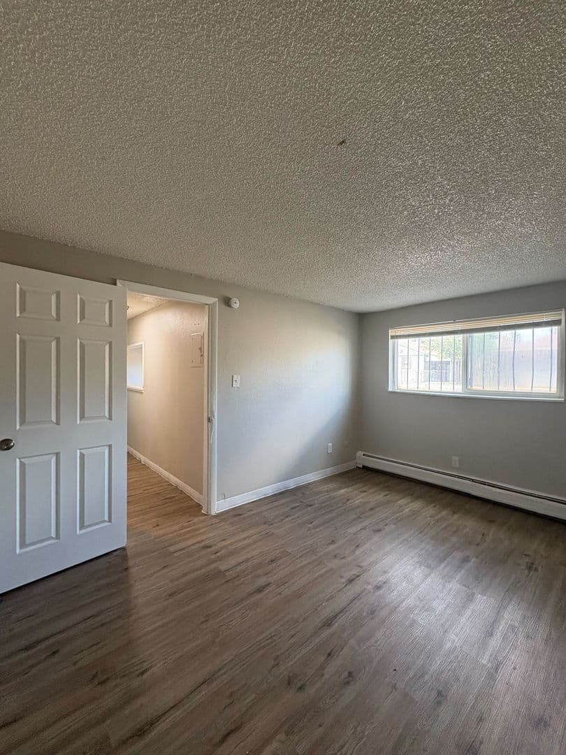 Aurora Apartment: 9504 East 17th Ave