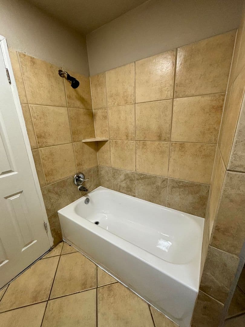 Lakewood Apartment: 7205-7295 West 12th Avenue