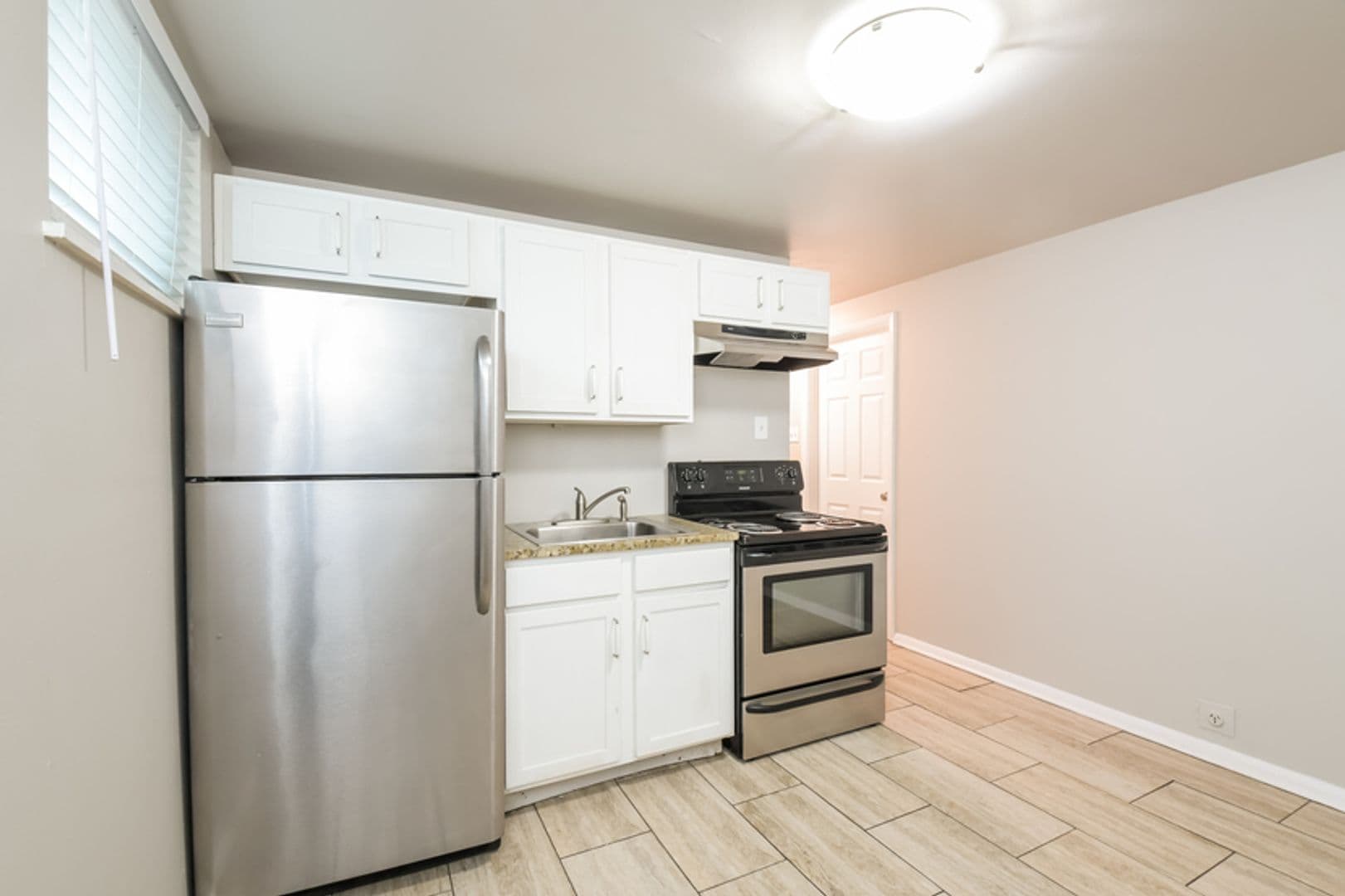 Lakewood Apartment: 1025-1055 Ammons Street and 8111-8113 West 10th Avenue