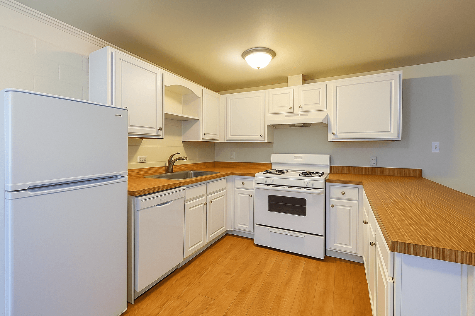 Lakewood Apartment: 1460-1466 Reed Street