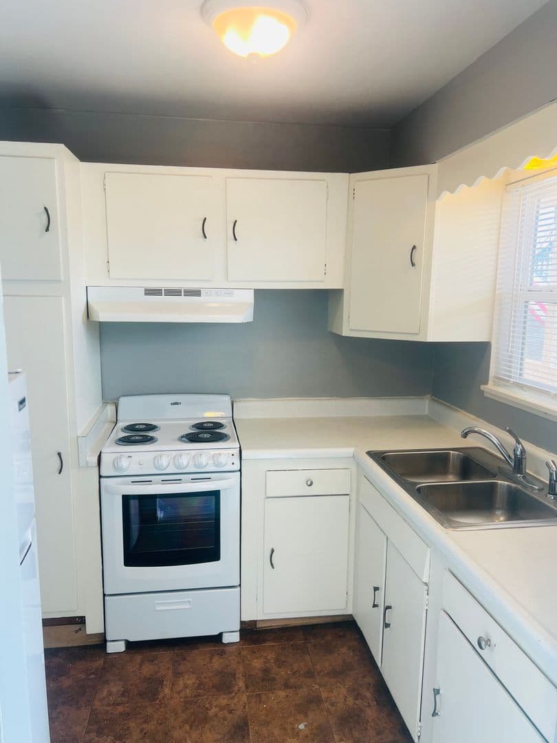 Colorado Springs Apartment: 624 Prairie Road