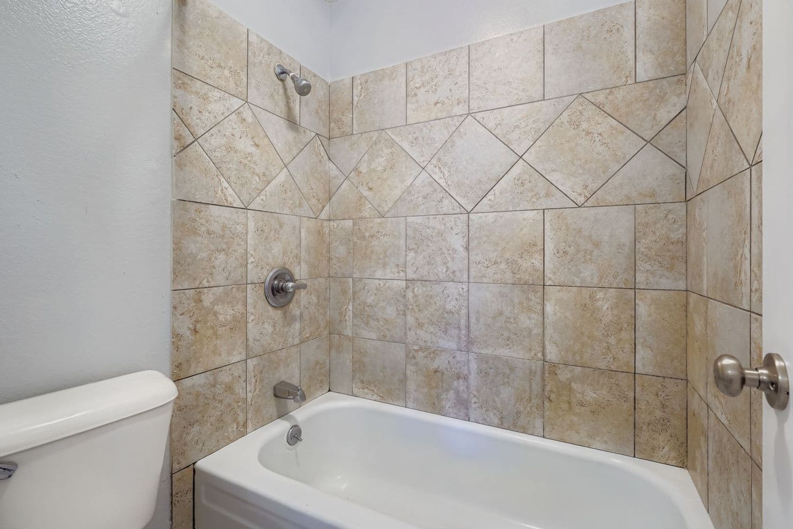 Westminster Apartment: 2880-2882 Eliot Circle