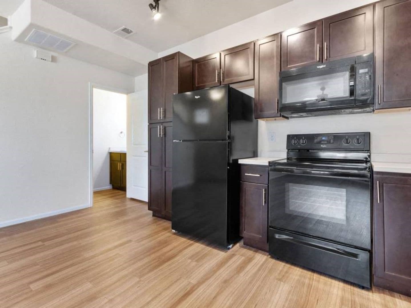 Henderson Apartment: 9474-9518 E 109th Drive