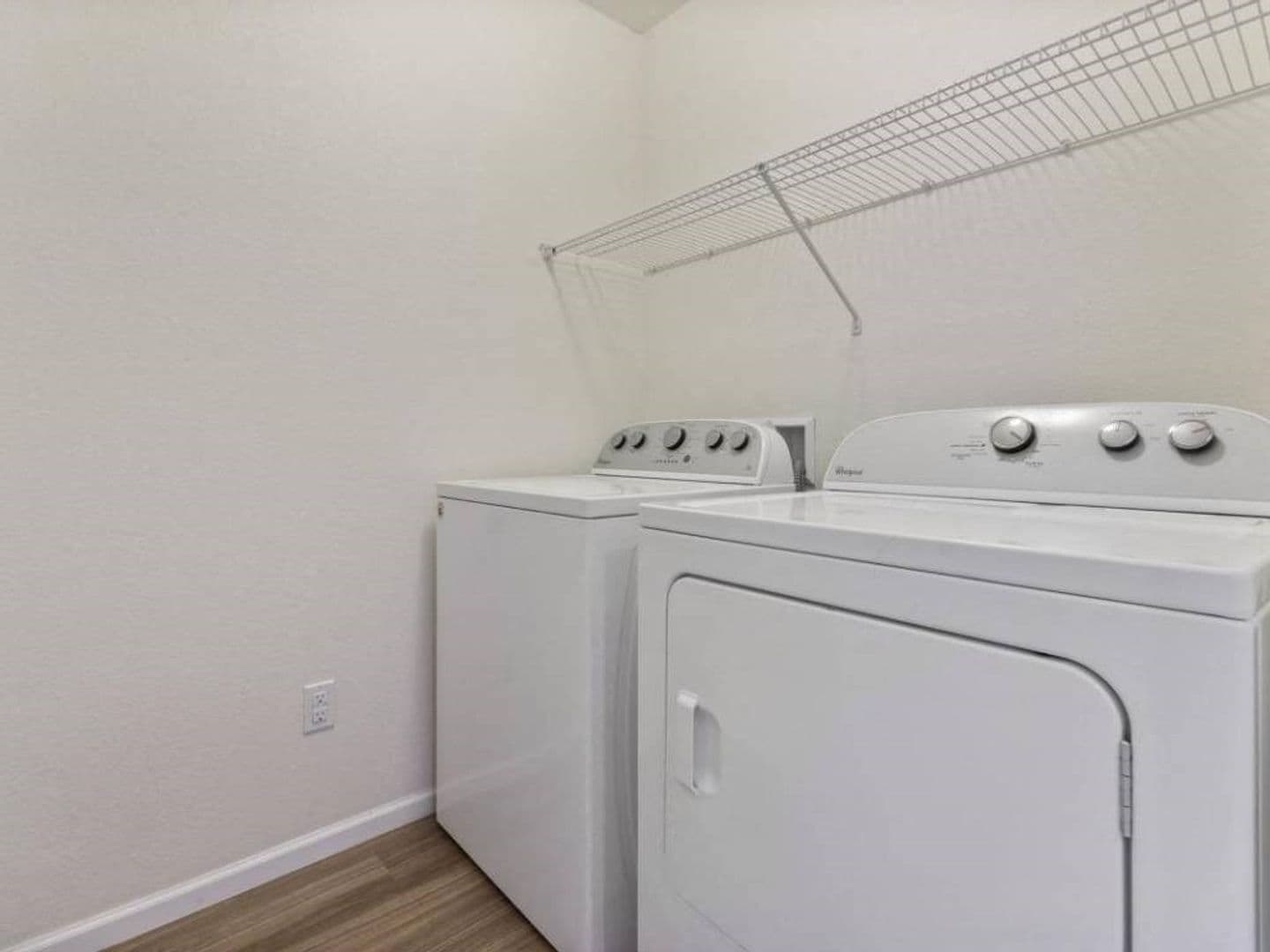 Henderson Apartment: 9474-9518 E 109th Drive