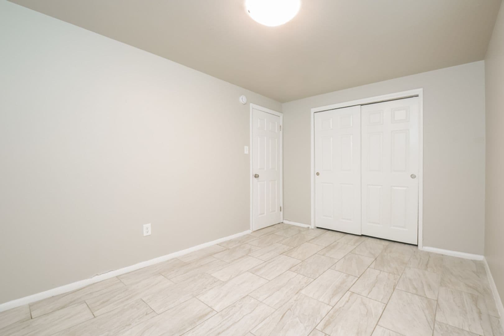 Lakewood Apartment: 1025-1055 Ammons Street and 8111-8113 West 10th Avenue