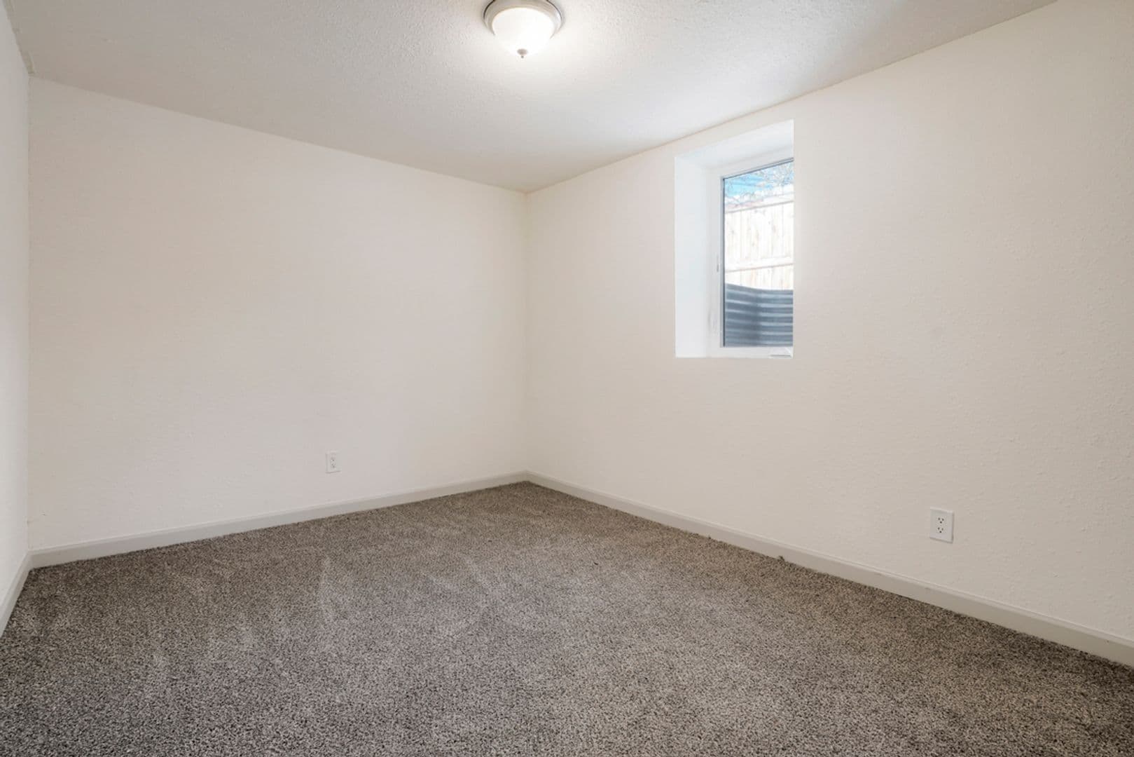 Denver Apartment: 982 S Sheridan Blvd