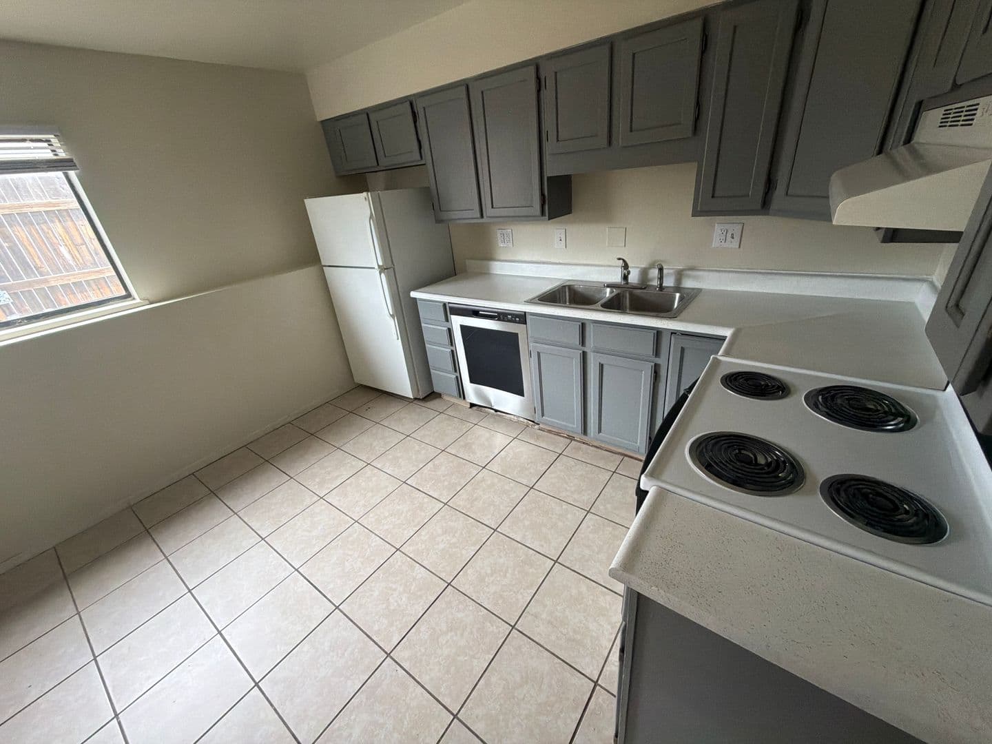 Colorado Springs Apartment: 4445-4491 Pikes Peak Ave