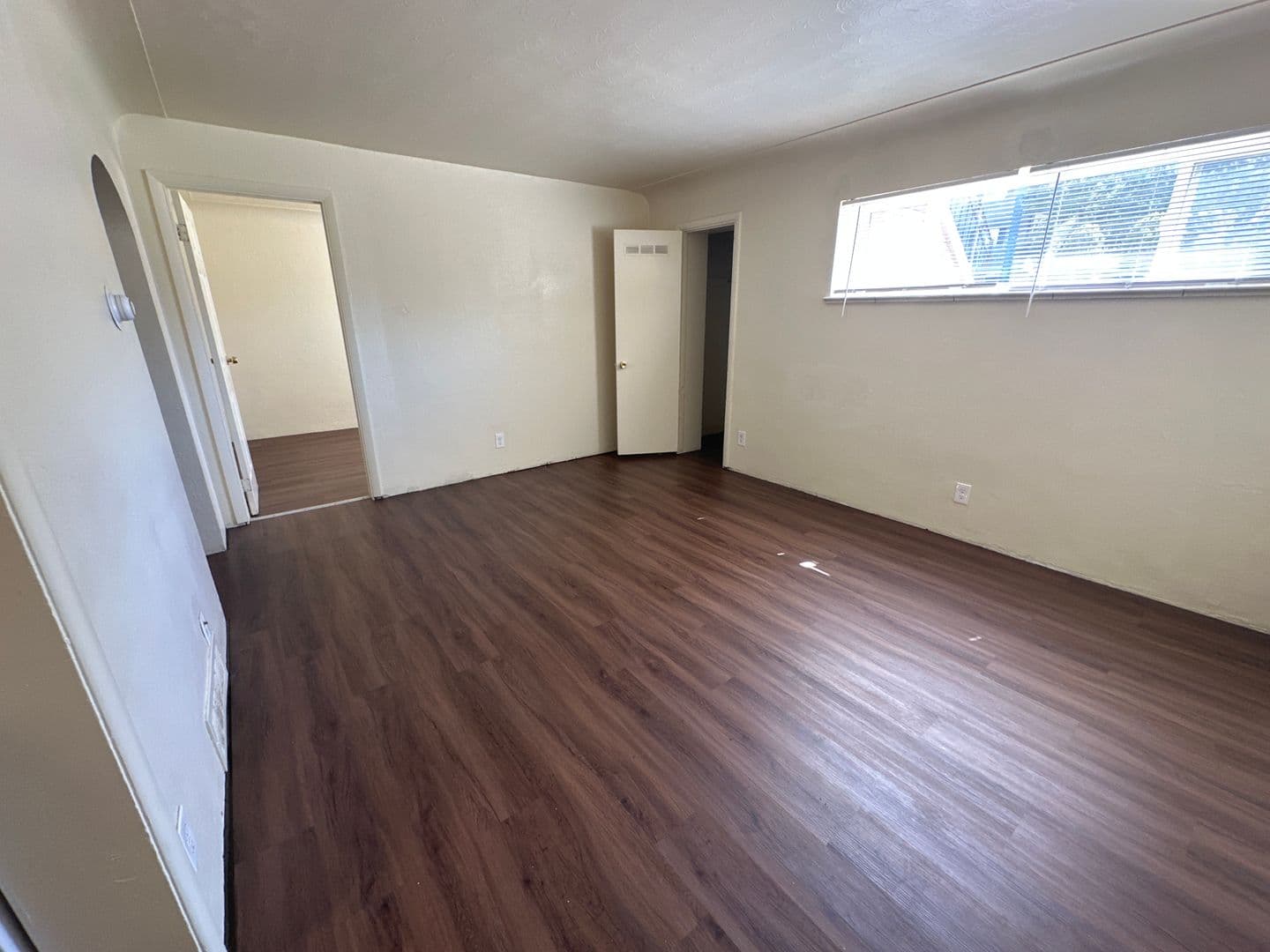 Aurora Apartment: 9980 Montview Blvd