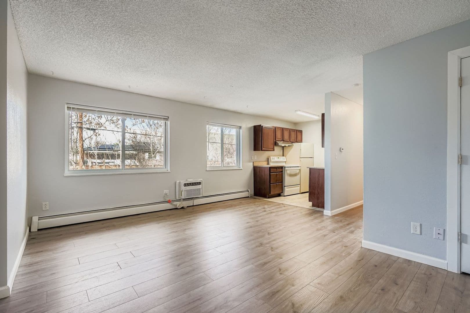 Westminster Apartment: 2880-2882 Eliot Circle