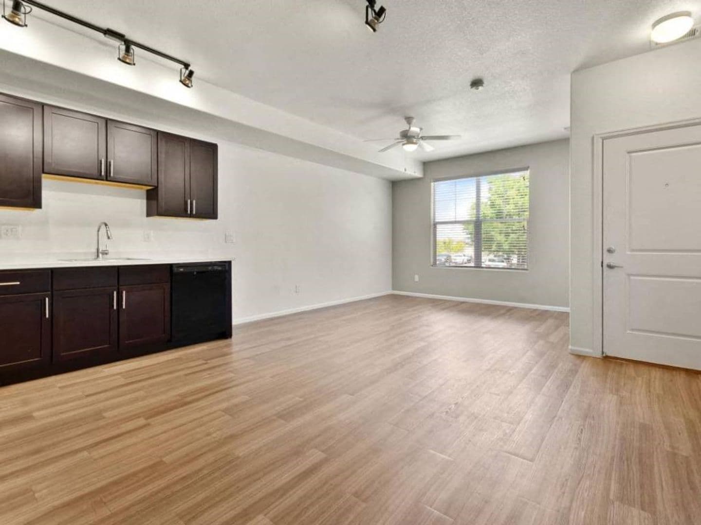 Henderson Apartment: 9474-9518 E 109th Drive