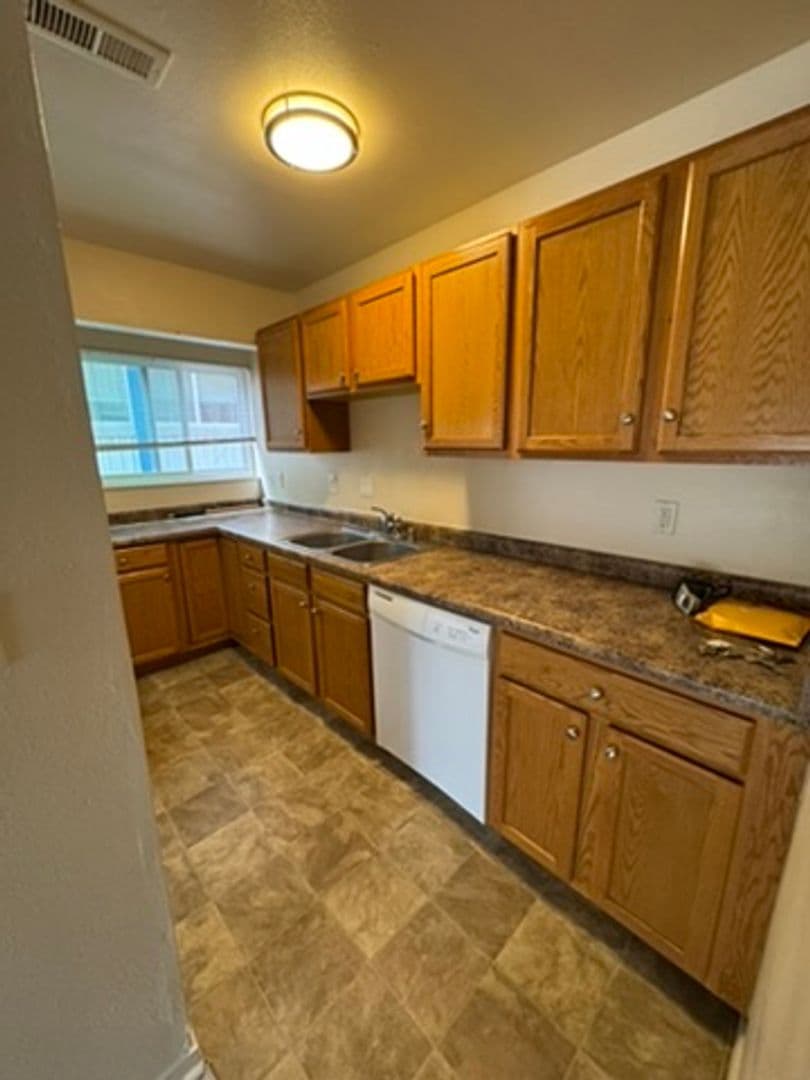 Colorado Springs Apartment: 995 Holli Springs Lane