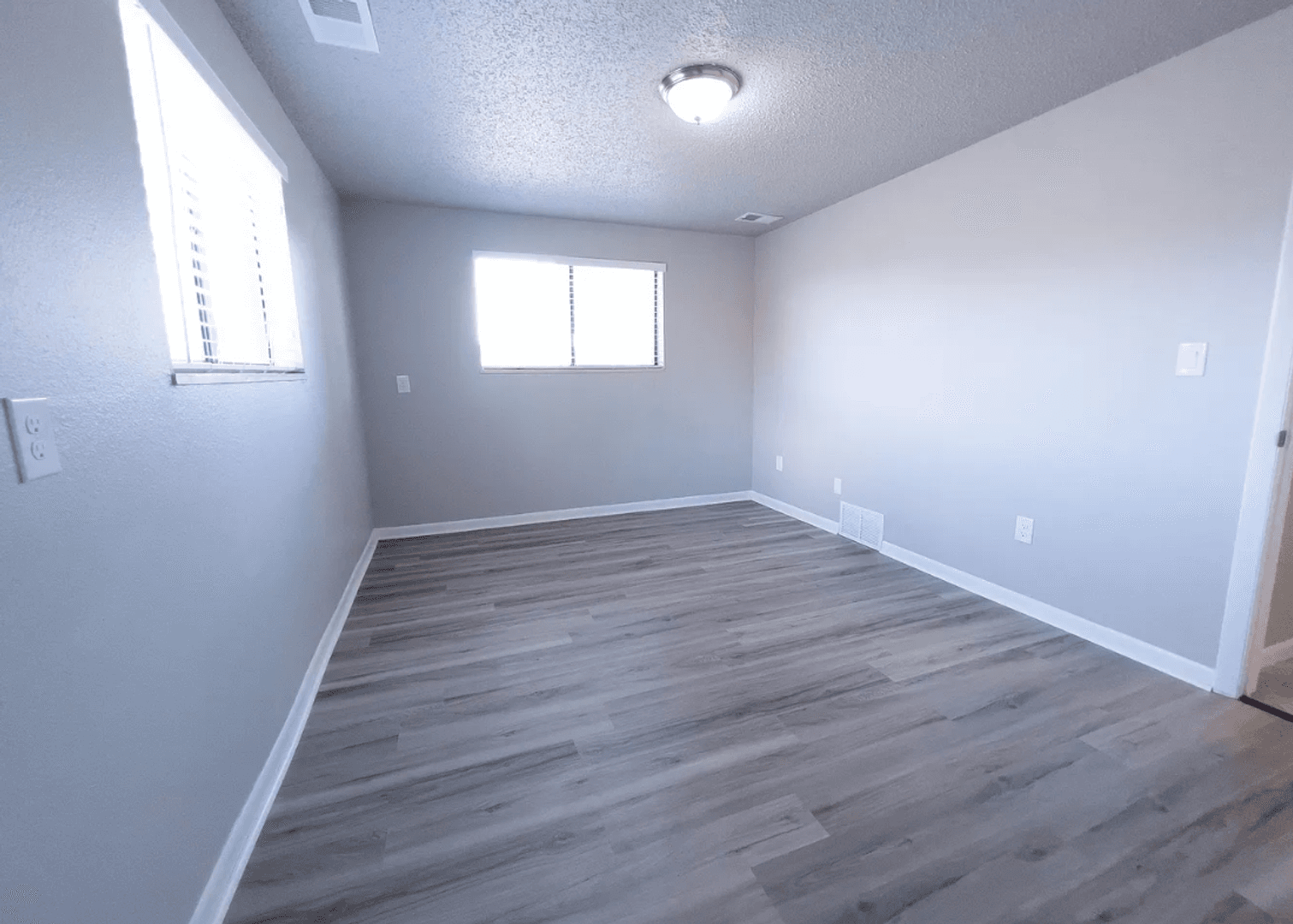 Brighton Apartment: 63 South 22nd Avenue