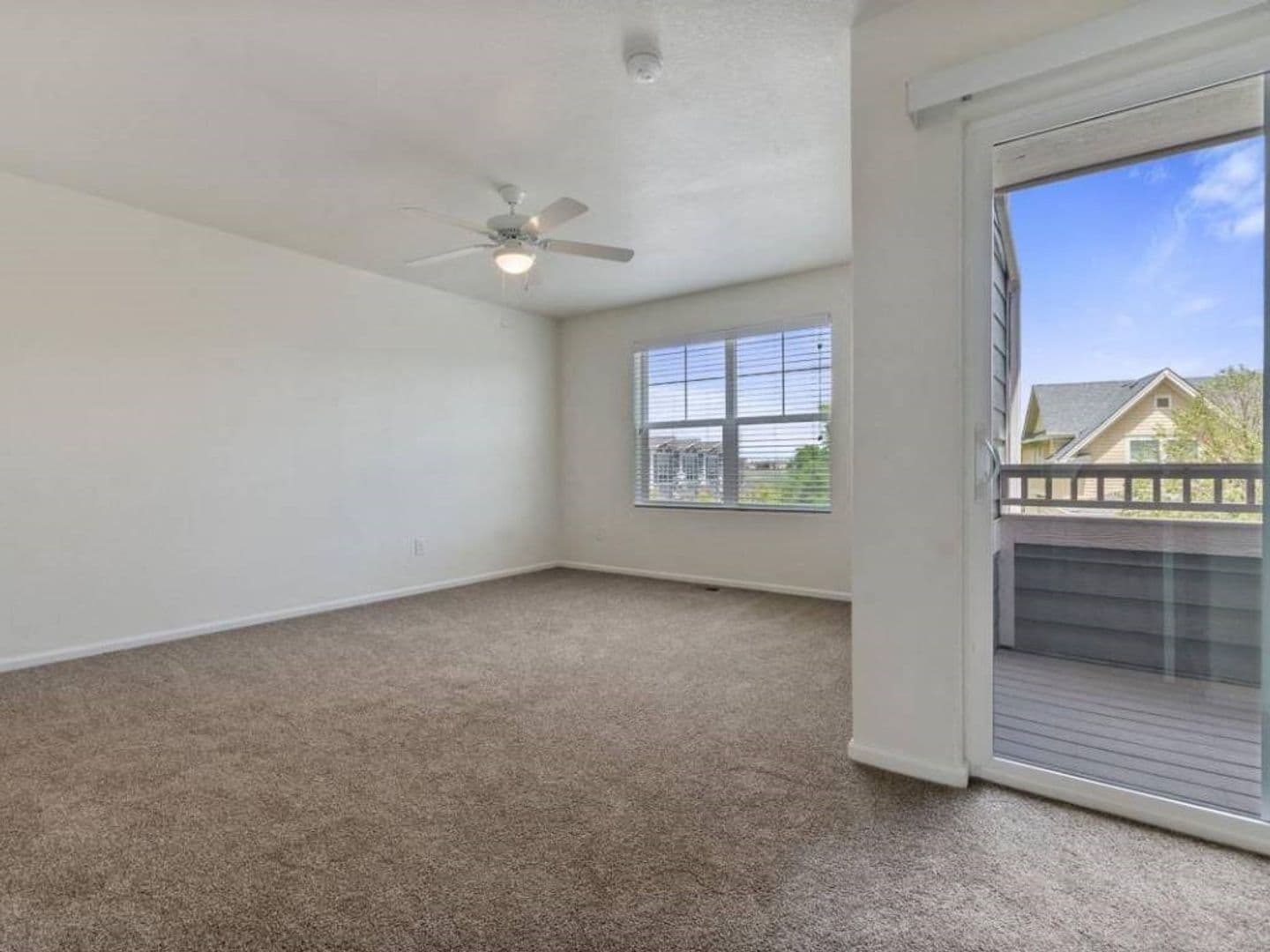 Henderson Apartment: 9474-9518 E 109th Drive