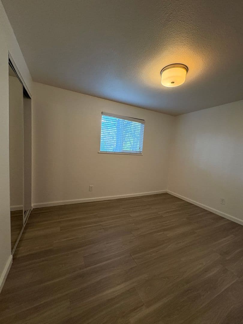 Lakewood Apartment: 1220-1222 Wadsworth Boulevard