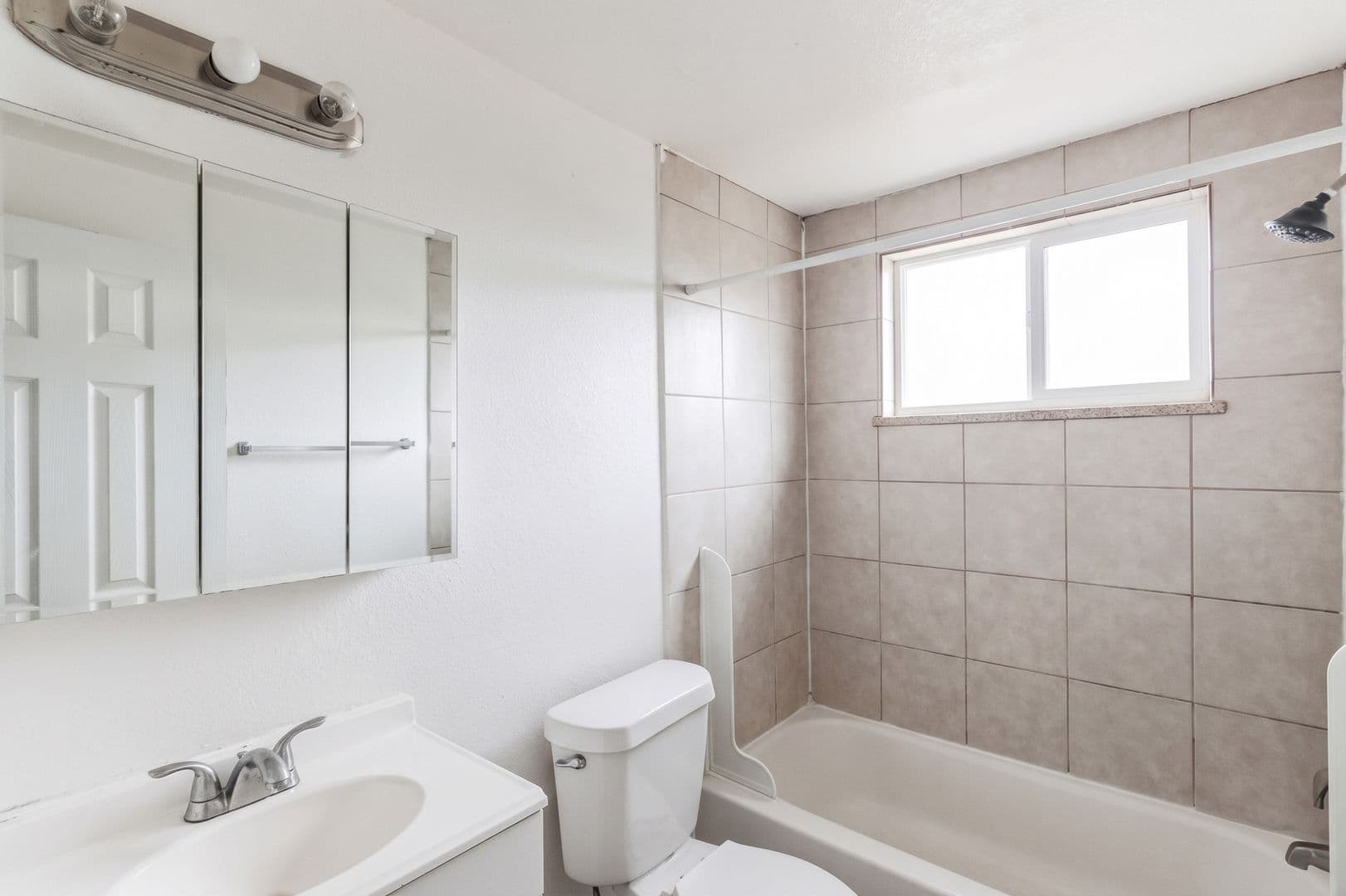 Denver Apartment: 2617, 2647, 2667 West Evans Avenue