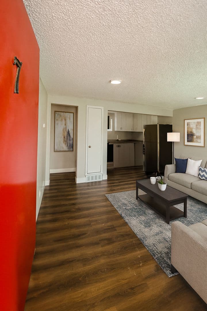 Denver Apartment: 982 S Sheridan Blvd