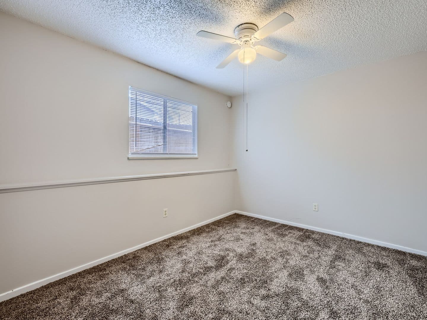 Colorado Springs Apartment: 509 & 515 Sunset Road