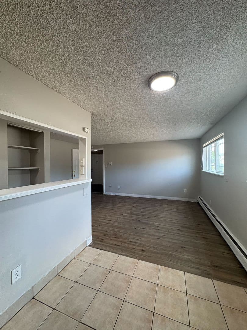 Aurora Apartment: 9504 East 17th Ave