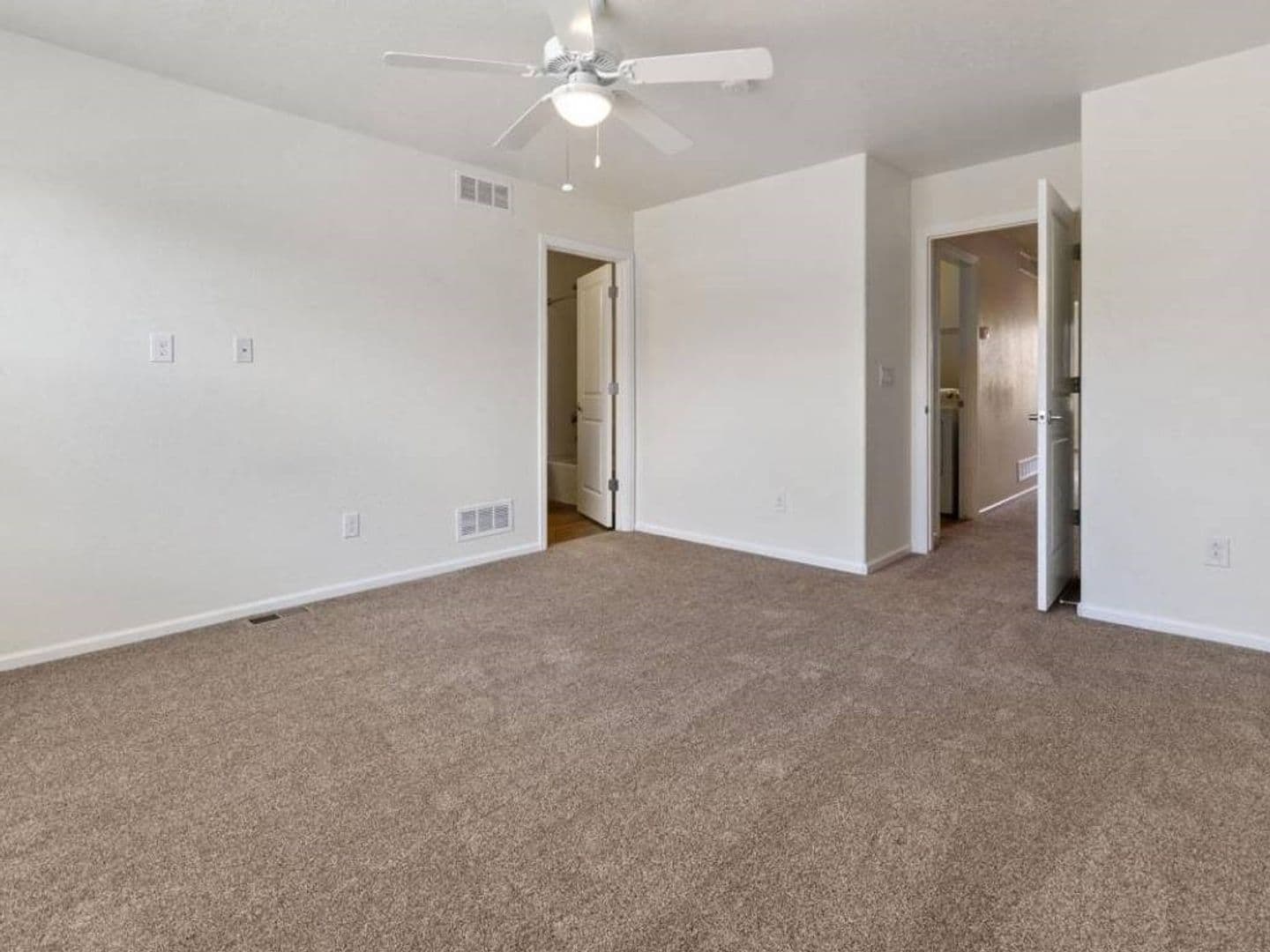 Henderson Apartment: 9474-9518 E 109th Drive