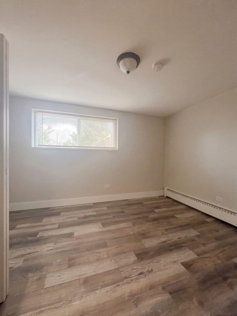 Aurora Apartment: 1475 Macon Street