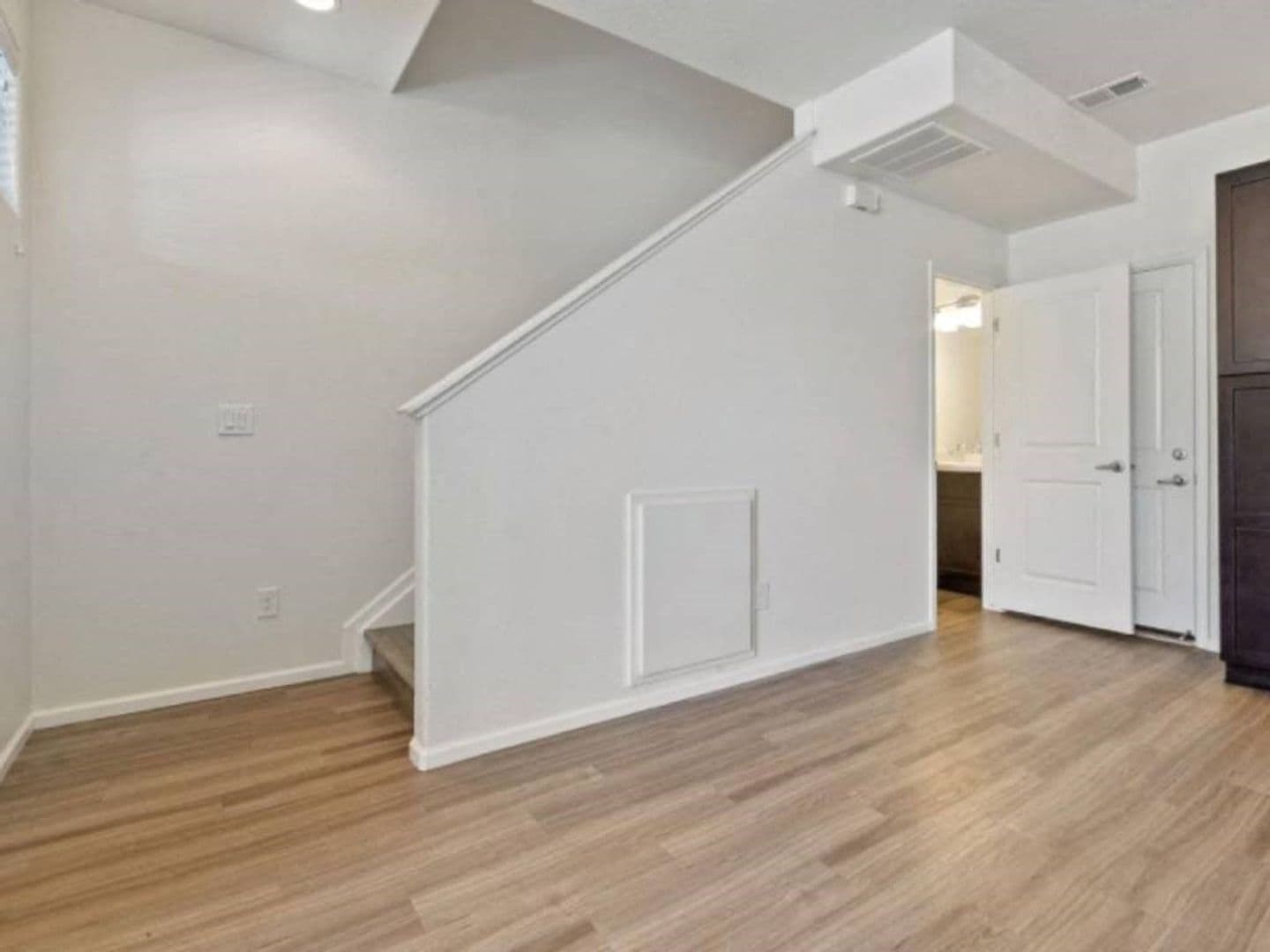 Henderson Apartment: 9474-9518 E 109th Drive