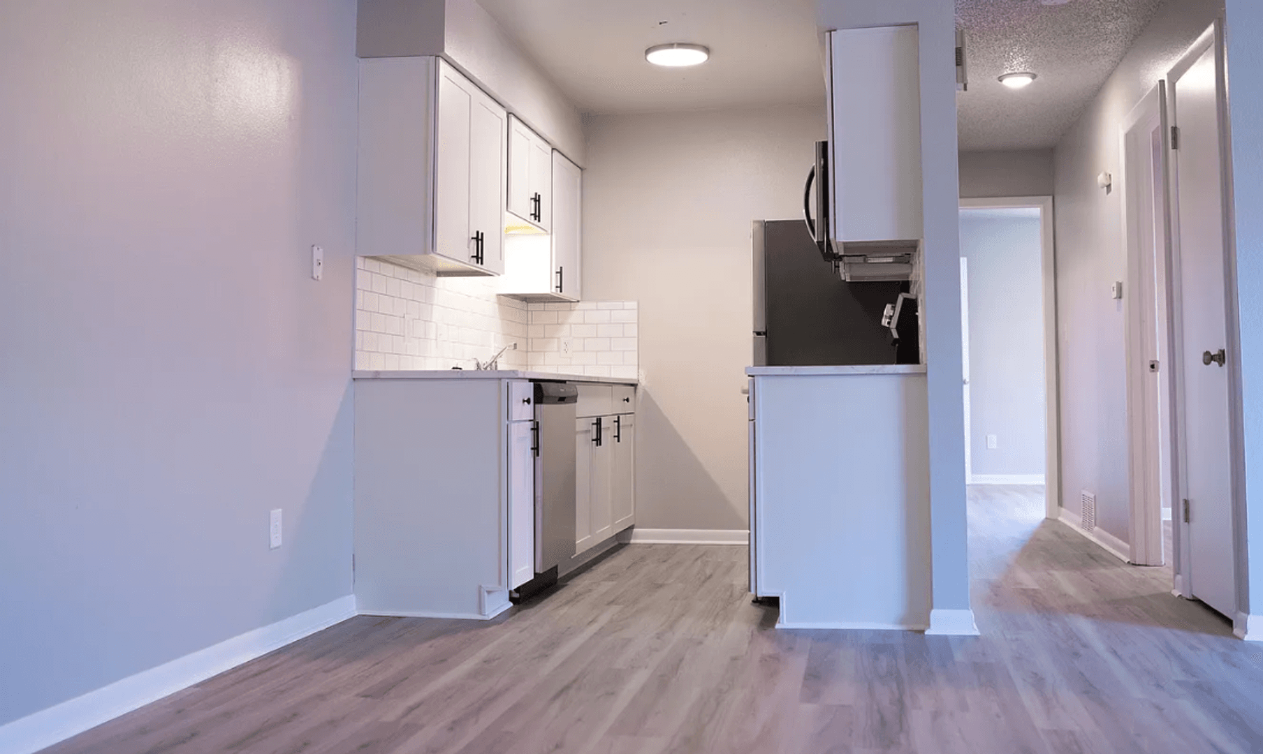 Brighton Apartment: 63 South 22nd Avenue
