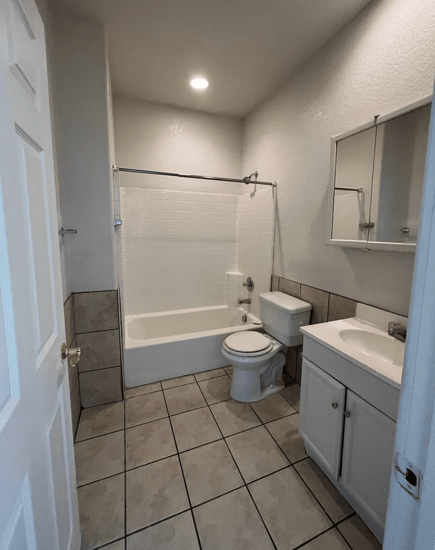 Denver Apartment: 4567 Morrison Rd