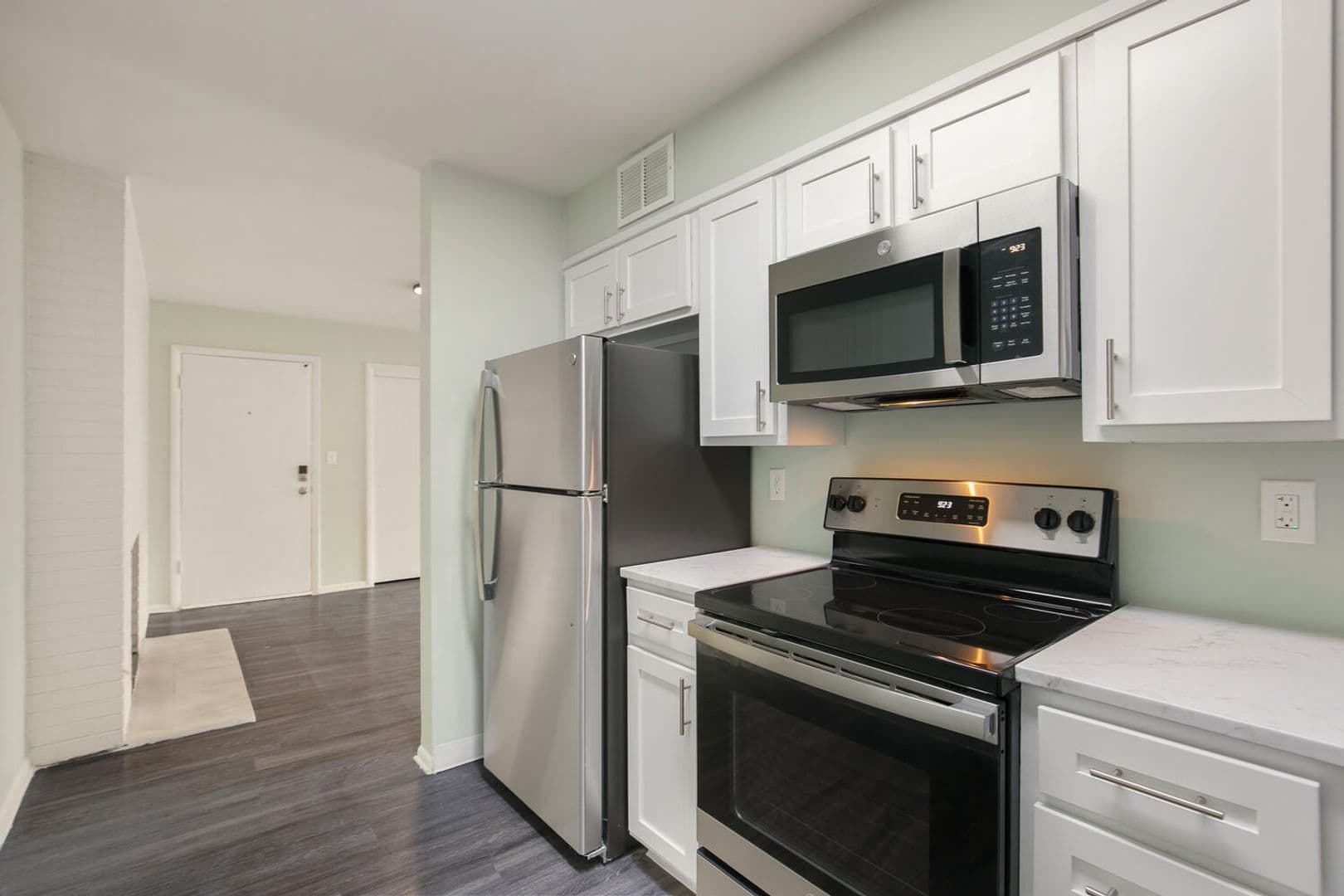Lakewood Apartment: 1200-1220 Pierce Street
