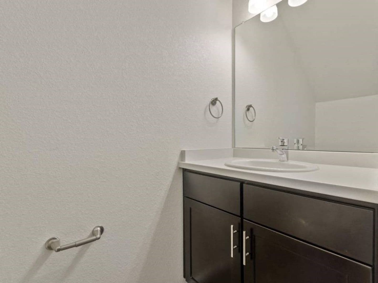 Henderson Apartment: 9474-9518 E 109th Drive