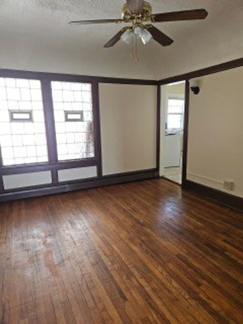 Milwaukee Apartment: 2105 N. 44th Street