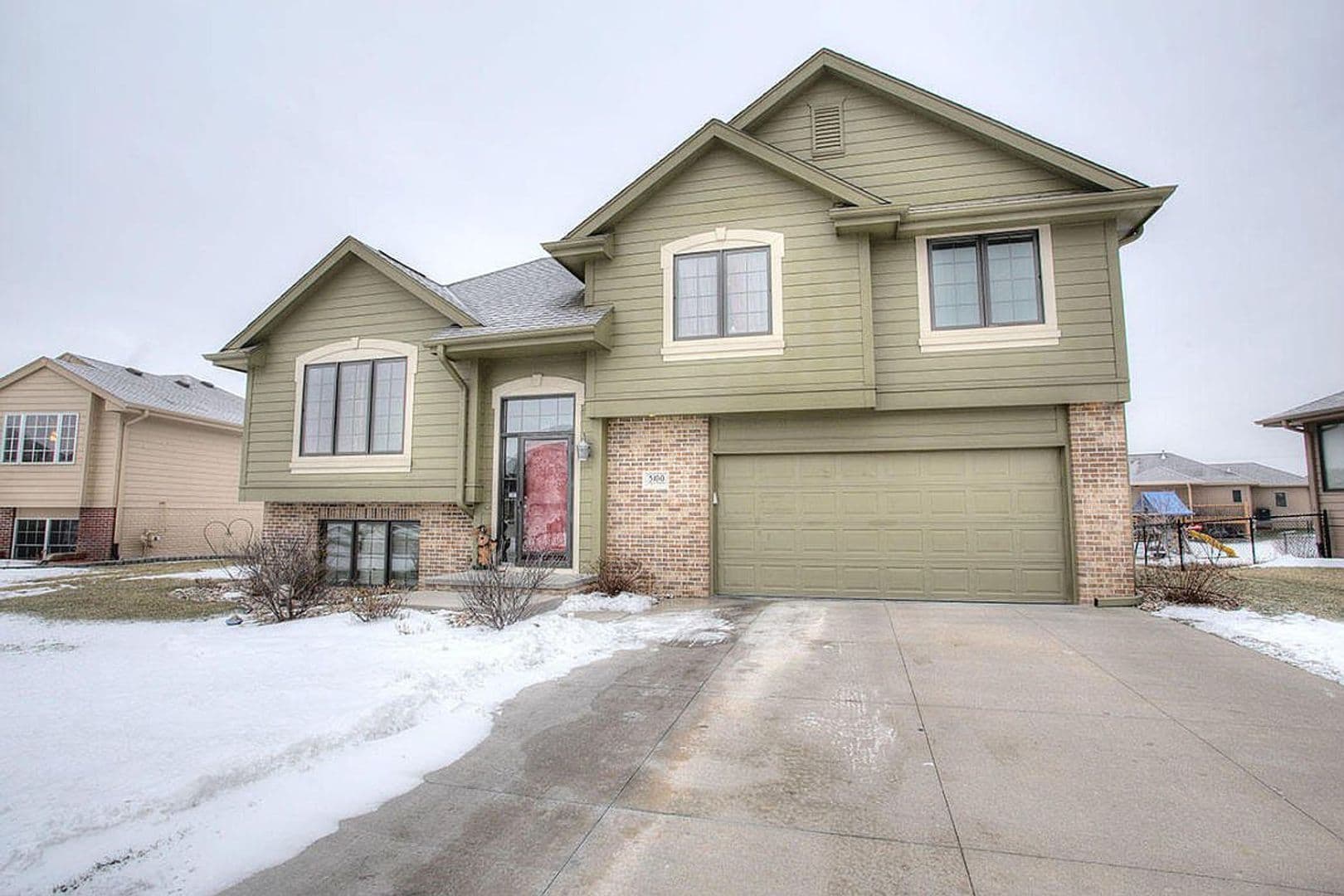 Council Bluffs House: 5100 Crogans Way Rd