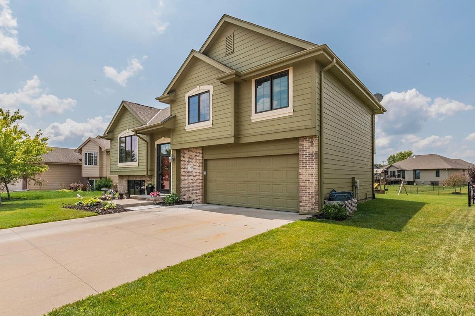 Council Bluffs House: 5100 Crogans Way Rd