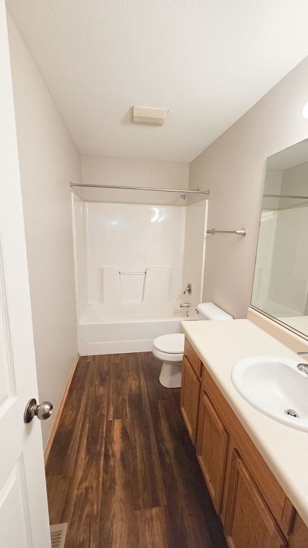 West Des Moines House: 8302 Westown Parkway